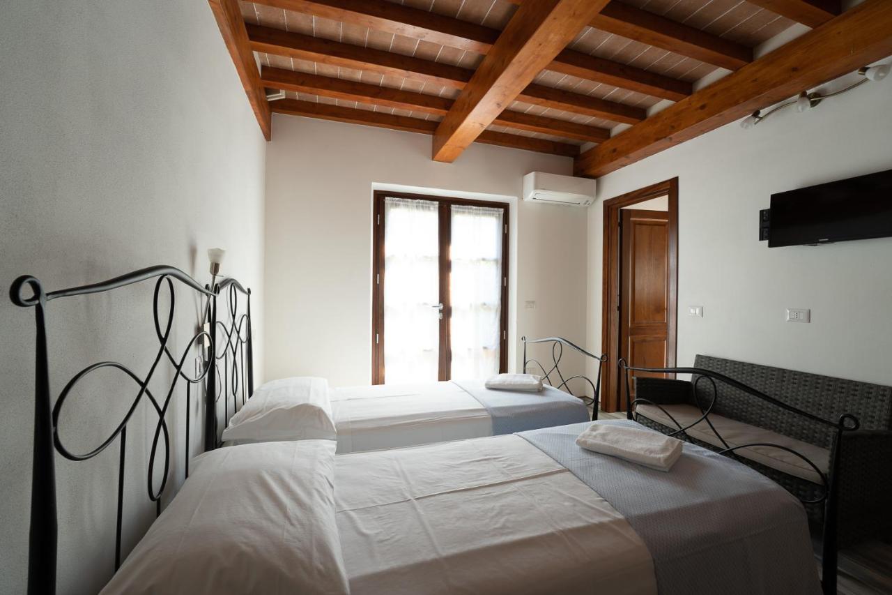 Hotel Delfino Procchio  Kültér fotó