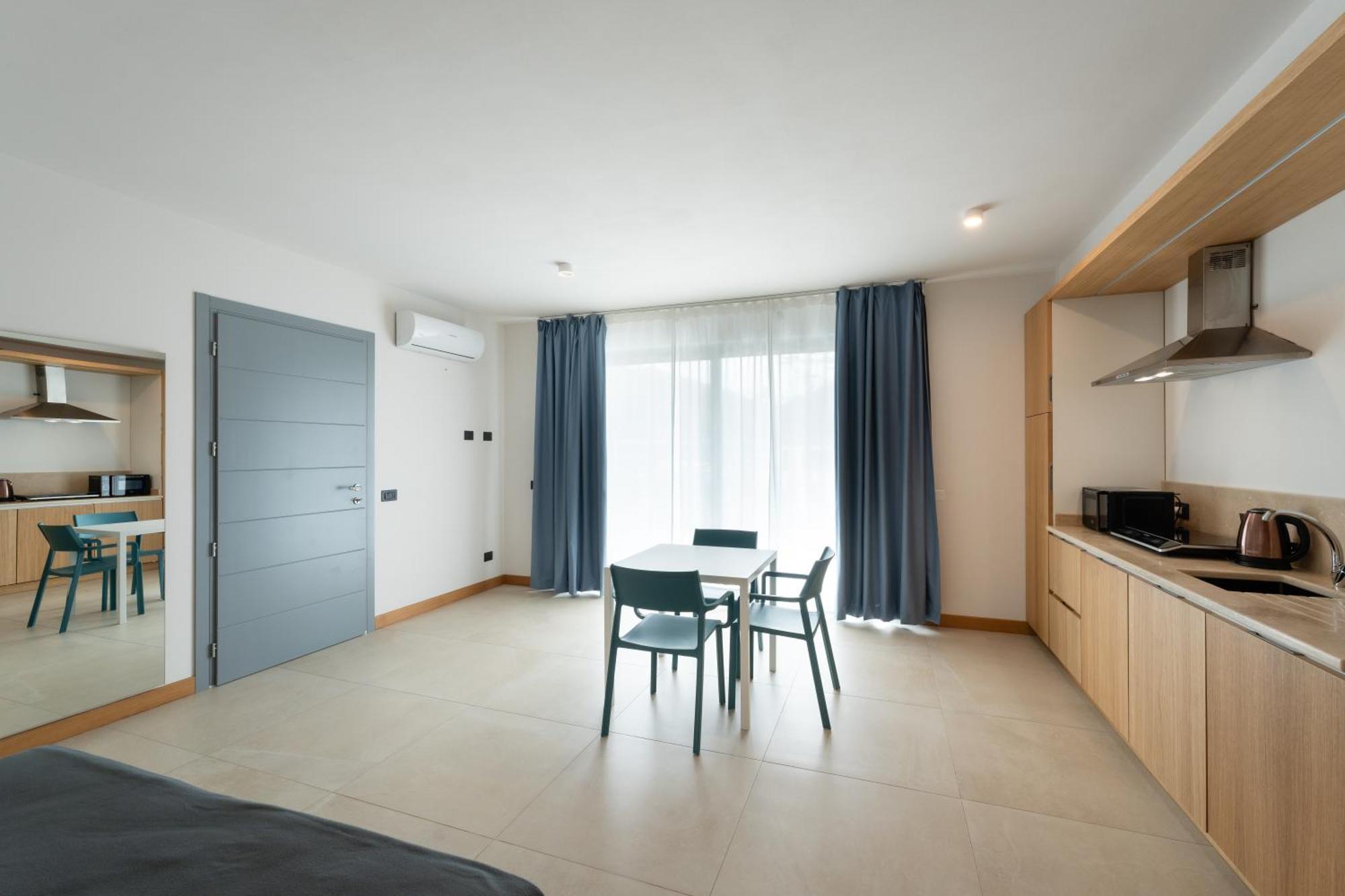 Hotel Delfino Procchio  Kültér fotó